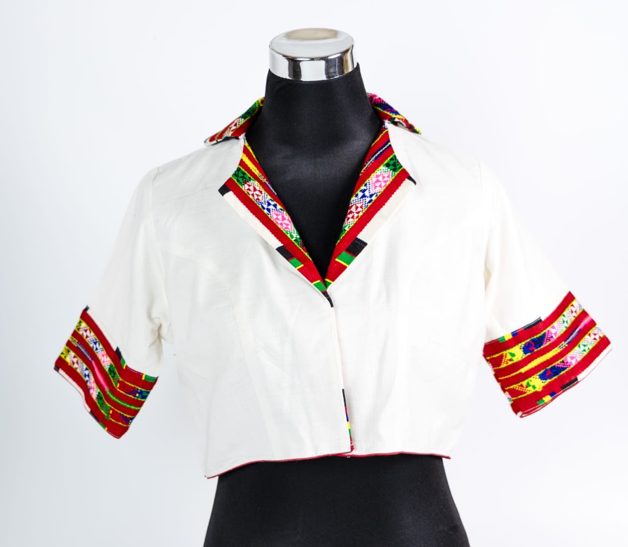 COAT COLLARED NECK BLOUSE WITH TRADITIONAL MOTIFS OF MIZORAM